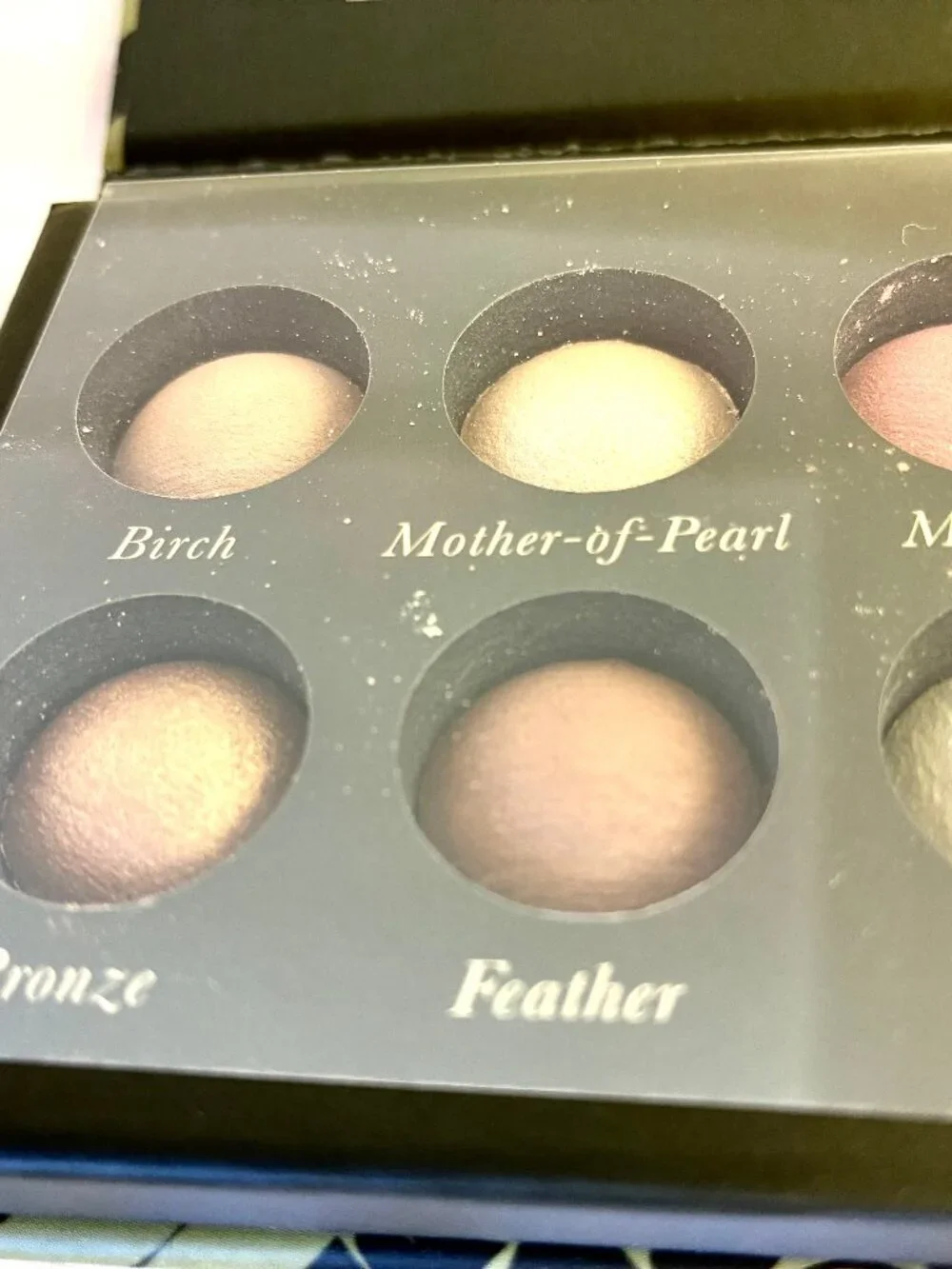 Laura Geller The Delectables Baked Eyeshadow Palette Earthy Essentials 14 Shades